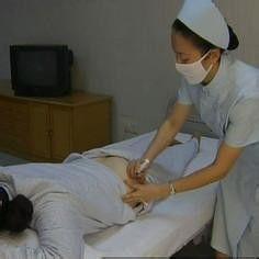 成人发烧擦脚心好吗视频,传统方法与现代视角的碰撞